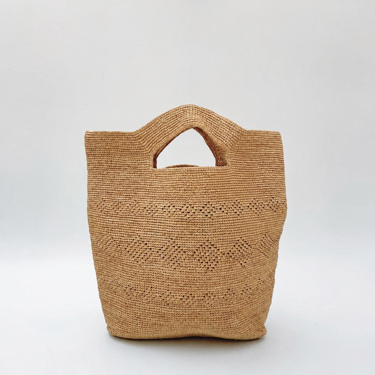 Coastline Raffia Beach Tote - Tiger Canada handwoven raffia bag
